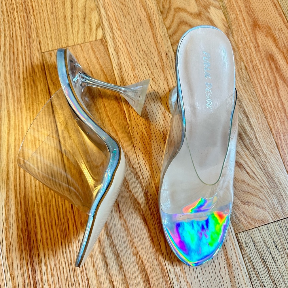 Holographic Clear Heels